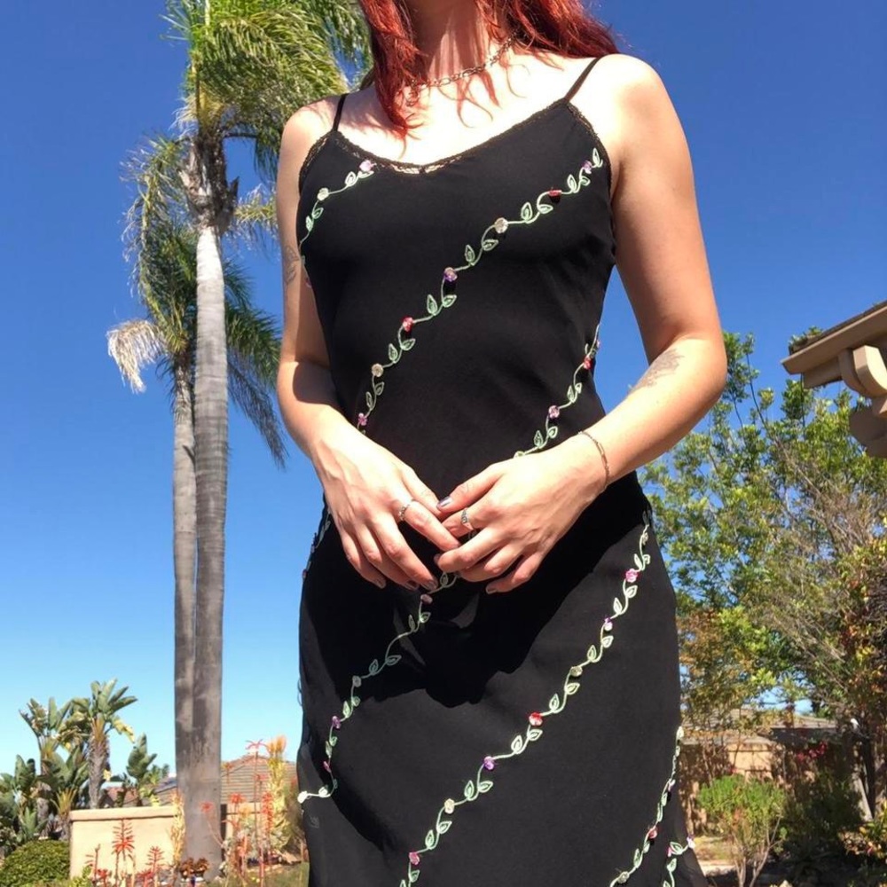 VTG 90’s Floral Betsey Johnson Midi Dress